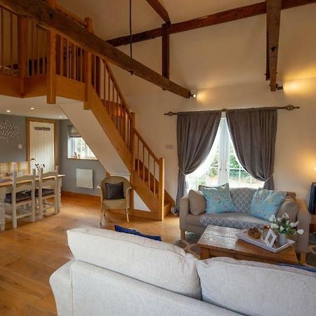 Cherry Orchard Lodge Бат Экстерьер фото