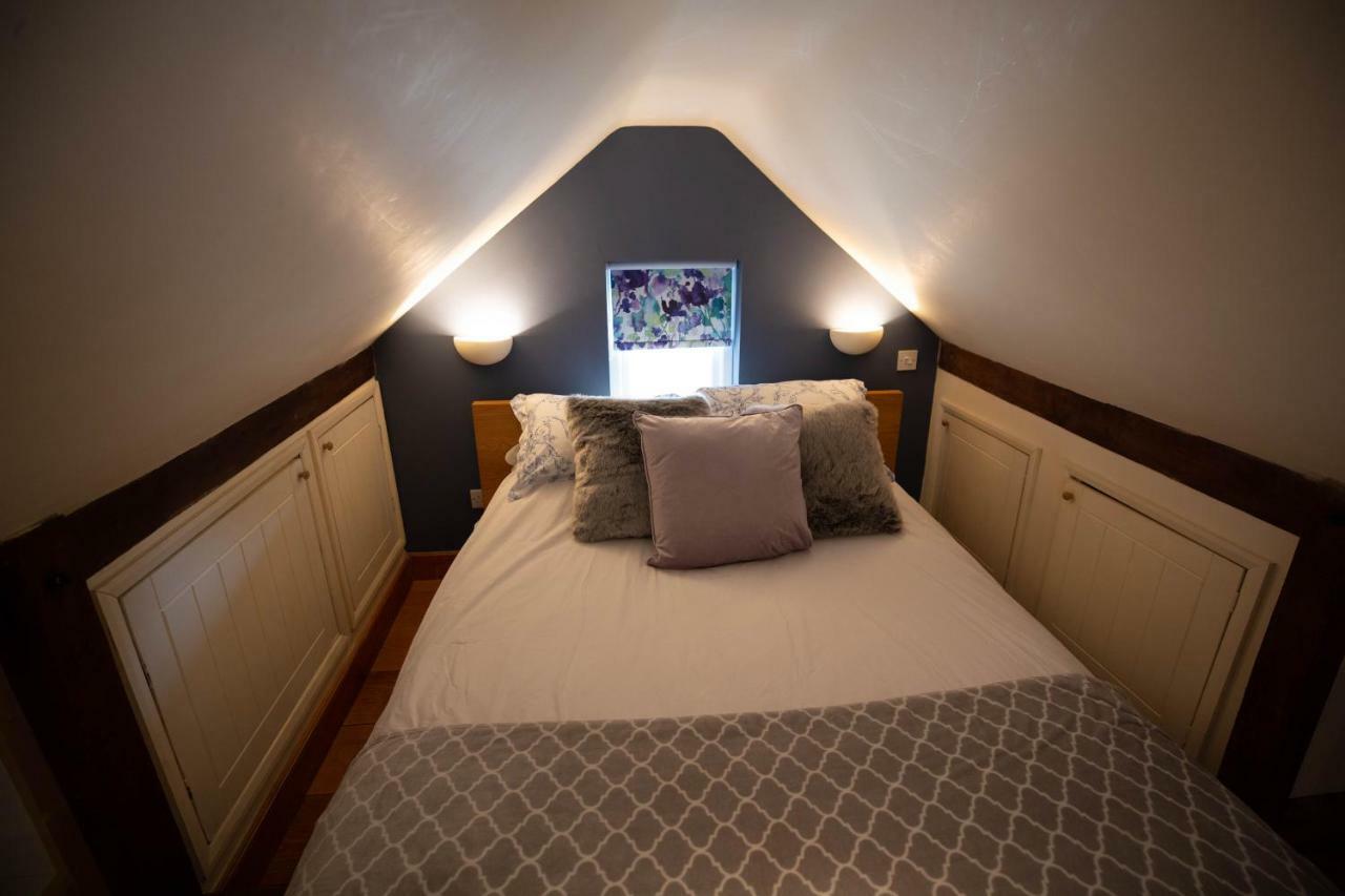 Cherry Orchard Lodge Бат Экстерьер фото